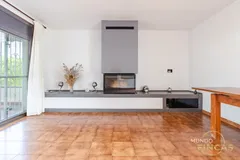 Espectacular chalet independiente con gran piscina privada, placas solares y vistas al mar en Els Masos de Coma-ruga